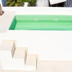 habitacion-jacuzzi-rooftop-gran-wi-fi.quintano-roohotels.com/